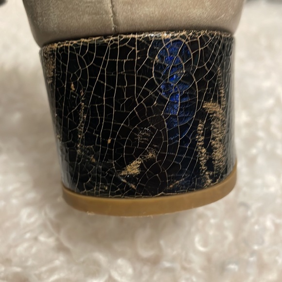 Audley London Block Heels - Picture 8 of 9